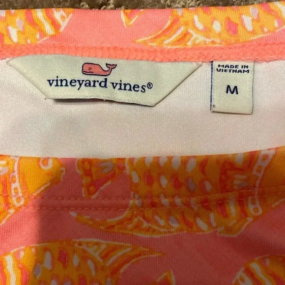 Lilly Pulitzer Pink and Orange Fish Print Long Sleeve Top
BIN #8 - Picture 6 of 6